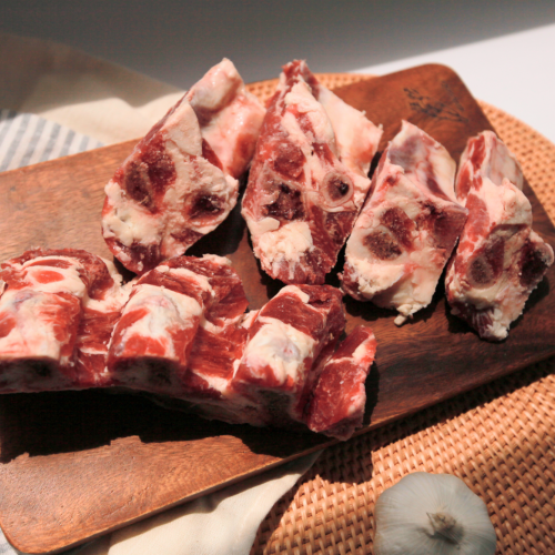 CW05. ឆ្អឹងជំនីគោ 1kg